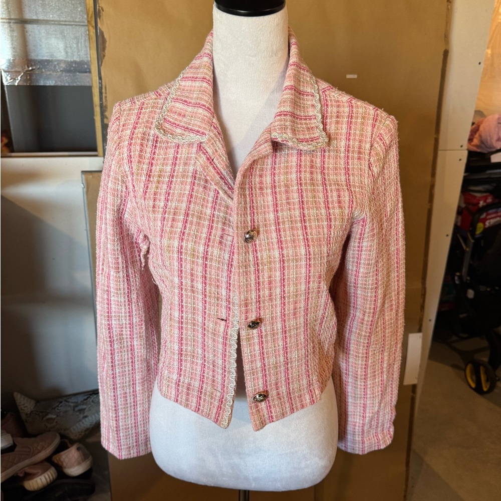 Elegant Pink Tweed Blazer